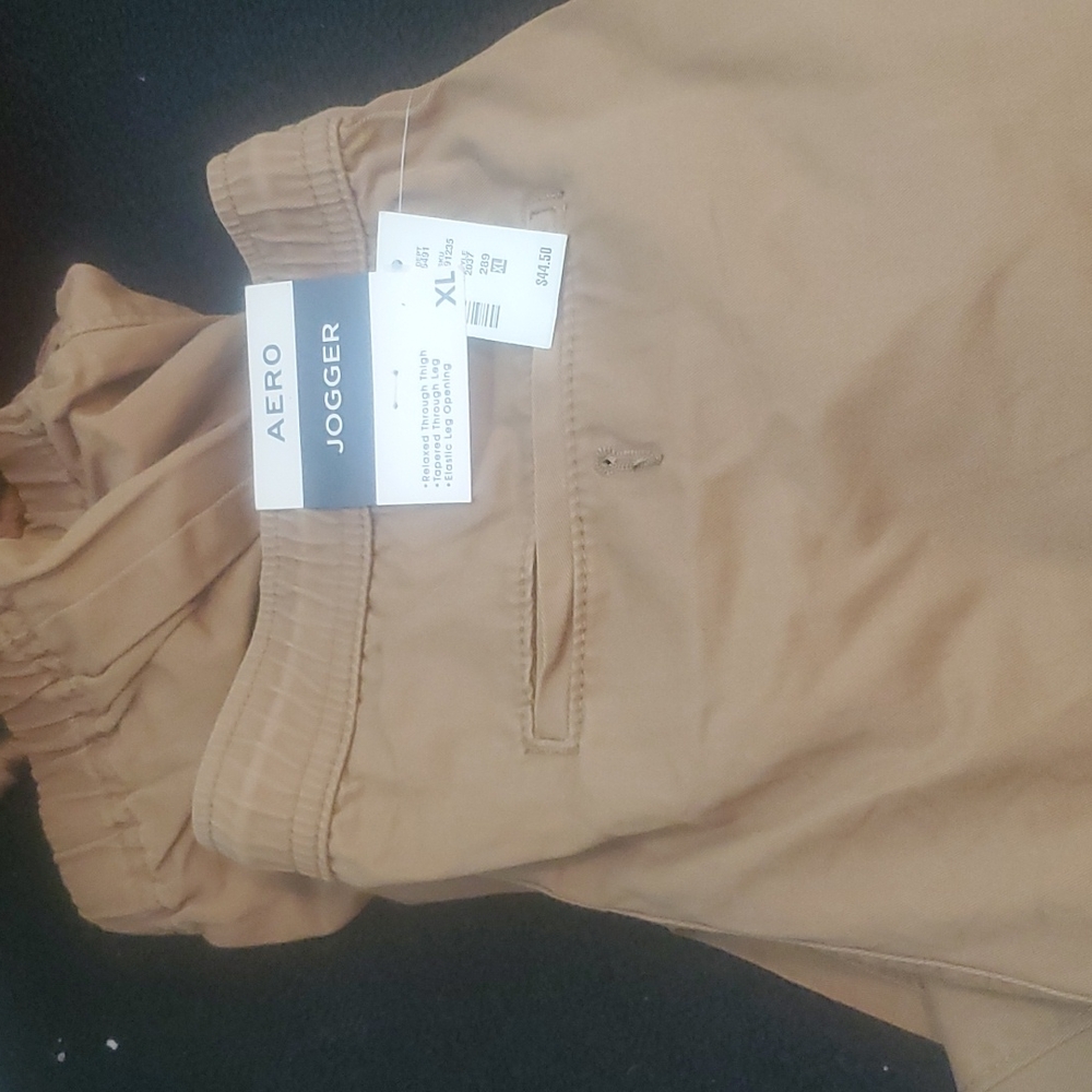 Aero Mens Joggers brand new